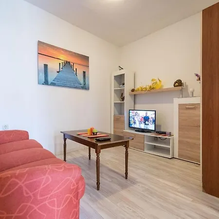 Apartament 1
